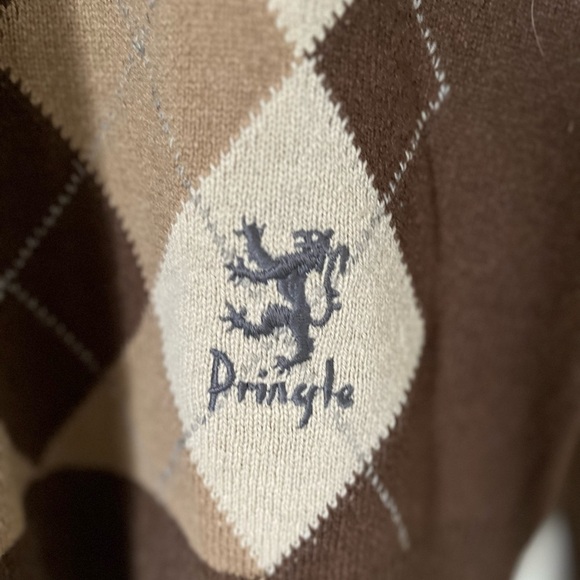 Pringle Sports Scotland V Neck Centre Argyle Lambswool Jumper in Brown - Picture 10 of 10